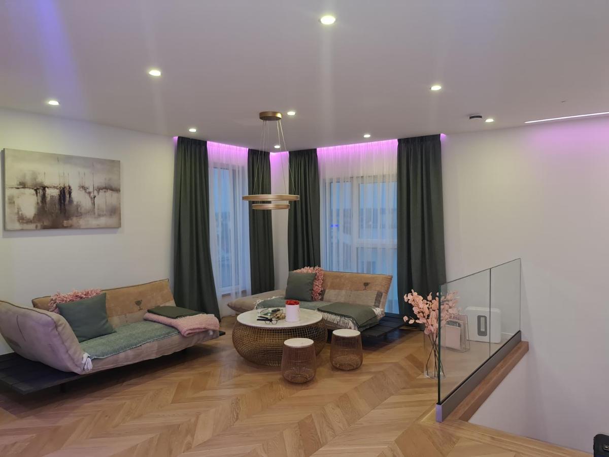 Ferienwohnung Luxury Penthouse Rzeszów Exterior foto