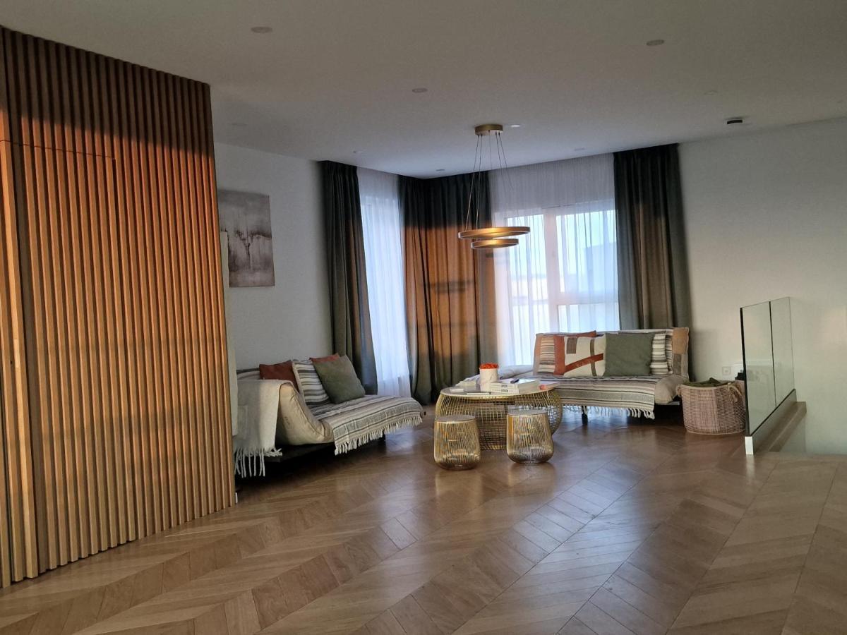 Ferienwohnung Luxury Penthouse Rzeszów Exterior foto