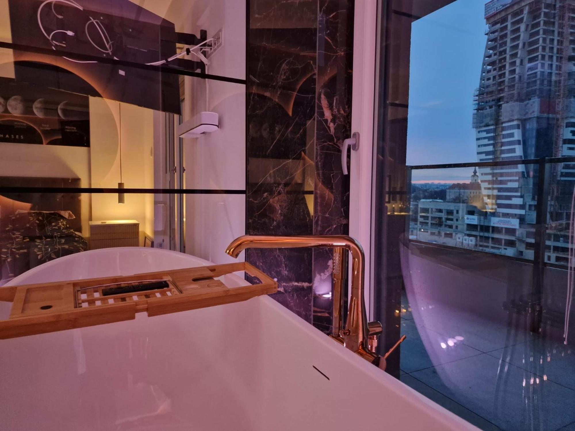 Ferienwohnung Luxury Penthouse Rzeszów Exterior foto